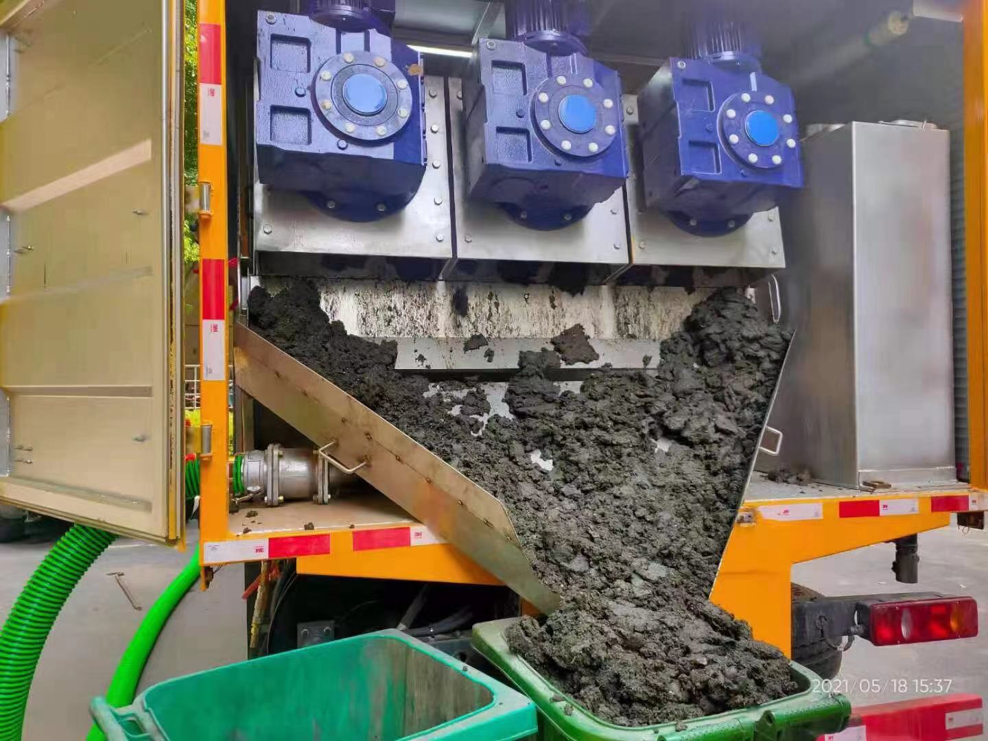 覃塘化粪池清掏城市维护站-泥浆净化干湿分离处理